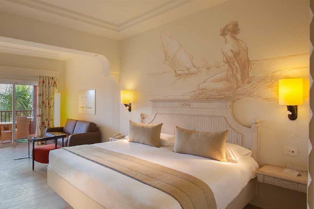 Lopesan Villa Del Conde Resort & Thalasso เมโลเนรัส ภายนอก รูปภาพ A room at the hotel